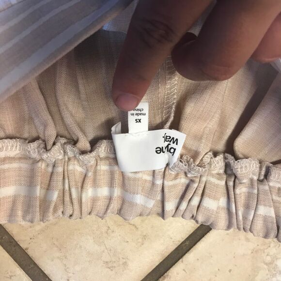 revolve by the way tan white striped shorts - Picture 3 of 5